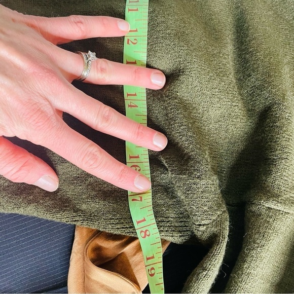 Anthropologie Margarita Tunic Sweater in Green - Picture 9 of 10